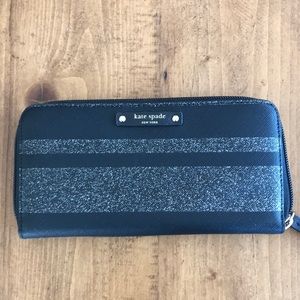 Kate Spade black wallet “haven lane”
